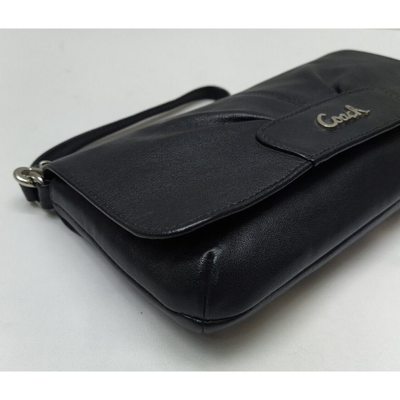 Coach Ashley Black Leather Credit Card Large Wristlet - Evening Clutch - Picture 9 of 15